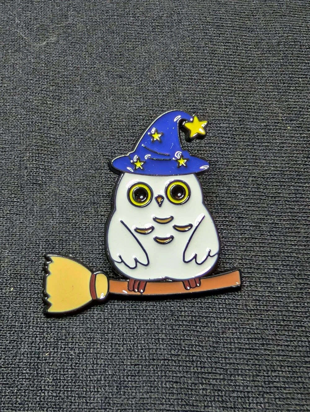 White Owl Wizard Enamel Pin - Blue Hat, Yellow Star